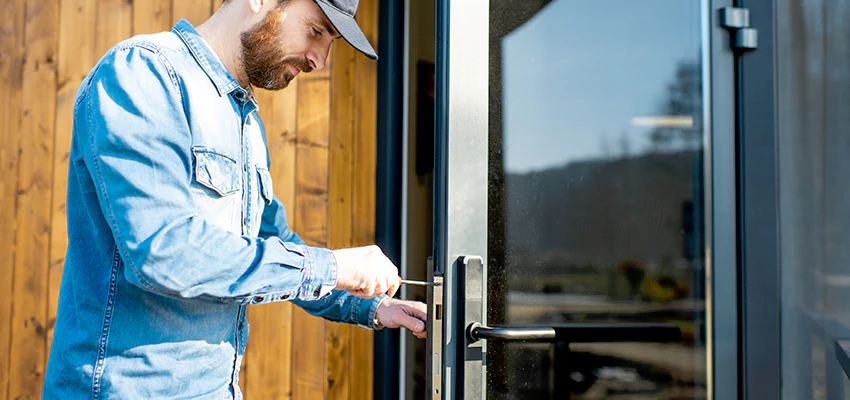 Frameless Glass Storefront Door Locks Replacement in Gardena, CA